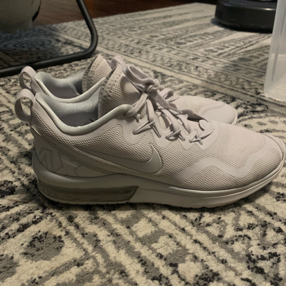 Men’s AirMax size 8
